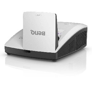 BenQ MH856UST+