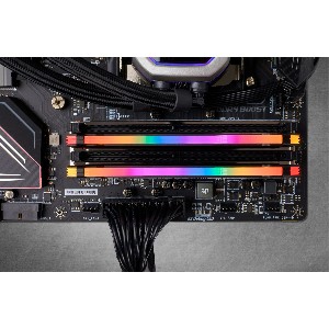 Памет Corsair DDR4, 3200MHz 16GB 2 x 8GB 288