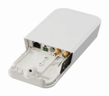 Mikrotik wAP LR8G kit комутатор