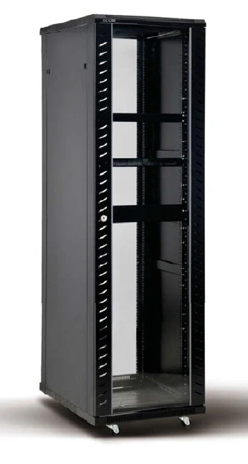Xcom Шкаф 42U 600x800 W600/D800/H2000  Перфорирана врата